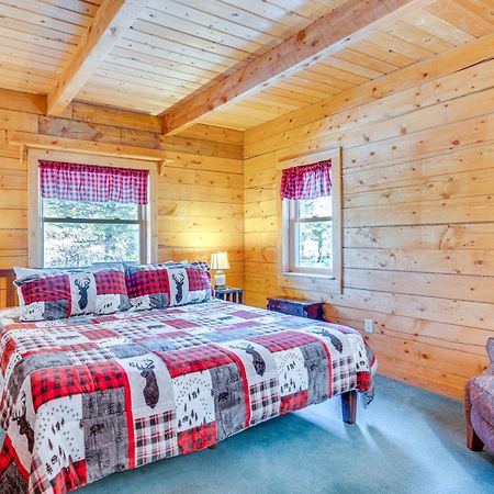 Secluded Black Hawk Log Cabin With Fire Pit! المظهر الخارجي الصورة