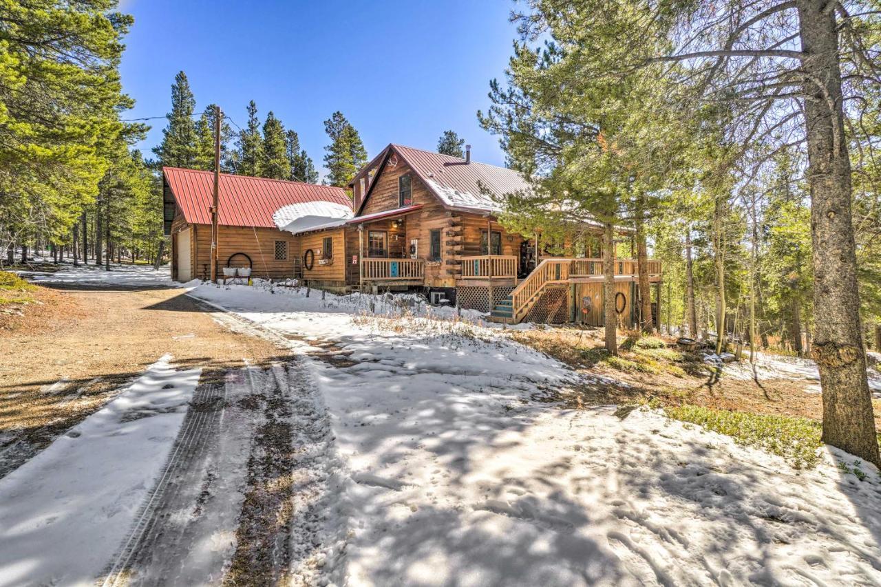 Secluded Black Hawk Log Cabin With Fire Pit! المظهر الخارجي الصورة