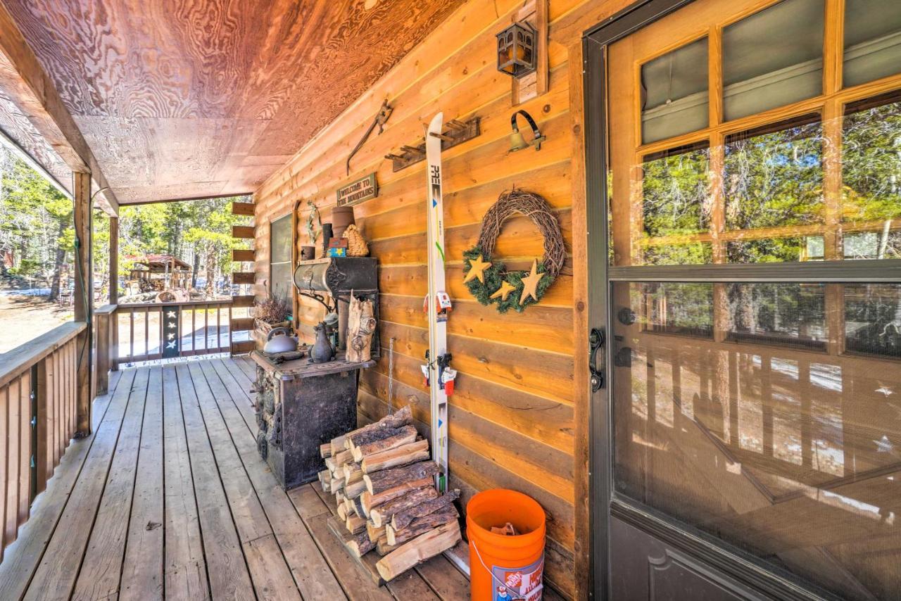 Secluded Black Hawk Log Cabin With Fire Pit! المظهر الخارجي الصورة